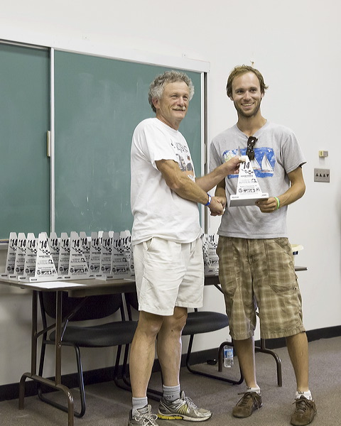 award01.jpg